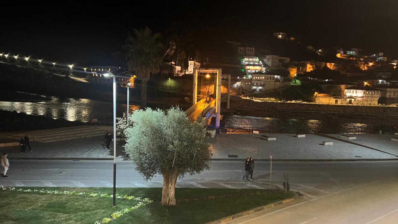 Hotel Fole Berat Esterno foto